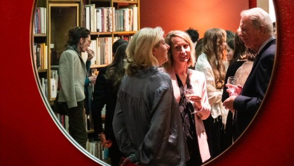 Meeting between partners and lessors